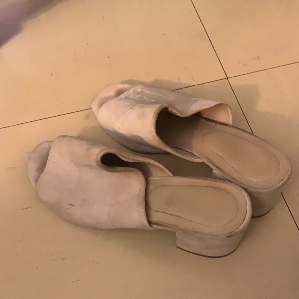Small Block Heels